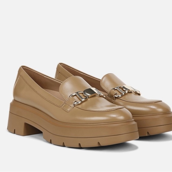 Nina Lug Loafer - Picture 3 of 4